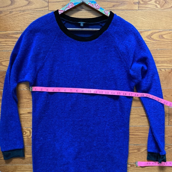 Luca Couture blue ladies top/sweater size small. - Picture 13 of 15